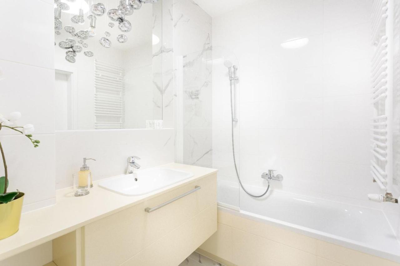 Apartamenty Gasiorowskich 4 Poznan Bagian luar foto